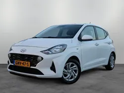 Wit Gebruikt 2022 Hyundai i10 Comfort Hatchback | € 13.199 (Eerlijke prijs)