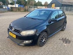 Zwart Gebruikt 2012 VW Polo Comfortline Hatchback | € 1.800 (Goede deal)