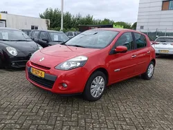 Rood Gebruikt 2012 Renault Clio R.S. Hatchback | € 4.950 (Eerlijke prijs)