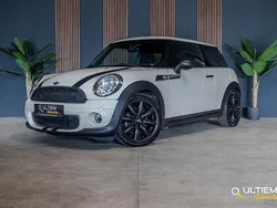 Wit Gebruikt 2011 Mini ONE Business Hatchback | € 4.490 (Goede deal)