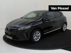 Zwart Gebruikt 2025 Renault Clio V Evolution Hatchback | € 25.590