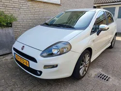 Wit Gebruikt 2013 Fiat Punto Sport Hatchback | € 3.000 (Goede deal)