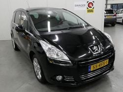 Zwart Gebruikt 2011 Peugeot 5008 MPV | € 4.395 (Eerlijke prijs)