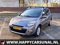 Grijs (metallic) Gebruikt 2011 Renault Clio GrandTour Collection Stationwagen | € 2.650 (Eerlijke prijs)