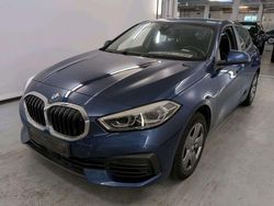 Blauw Gebruikt 2021 BMW 118 Hatchback | € 20.490 (Super prijs)