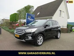 Zwart Gebruikt 2019 Ford Kuga Titanium SUV | € 20.750 (Eerlijke prijs)
