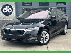 Zwart Gebruikt 2021 Skoda Octavia Stationwagen | € 21.934 (Iets duurder)