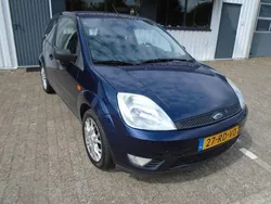 Blauw Gebruikt 2005 Ford Fiesta Futura Hatchback | € 999 (Goede deal)