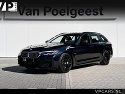 Zwart, metallic lak Gebruikt 2021 BMW 530e Comfort Edition Stationwagen | € 39.900 (Goede deal)