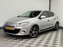 Grijs Gebruikt 2009 Renault Mégane III Authentique Hatchback | € 5.275 (Duur)