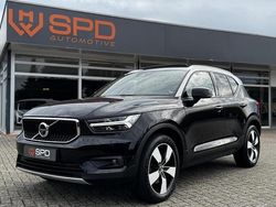 Zwart Gebruikt 2018 Volvo XC40 Momentum SUV | € 30.950 (Eerlijke prijs)