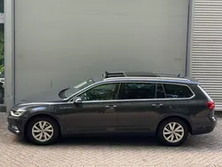 Grijs, metallic lak Gebruikt 2019 VW Passat Comfortline Stationwagen | € 15.949 (Super prijs)
