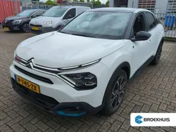 Wit Gebruikt 2022 Citroën e-C4 Shine SUV | € 16.400 (Super prijs)