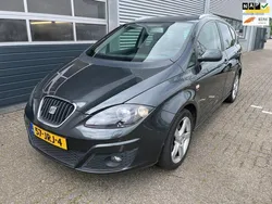 Grijs Gebruikt 2009 Seat Altea XL Style MPV | € 3.950