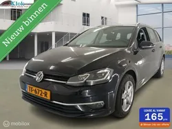 Zwart Gebruikt 2017 VW Golf VII Highline Stationwagen | € 9.999 (Goede deal)