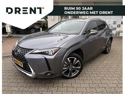 Grijs Gebruikt 2022 Lexus UX Executive Line SUV | € 33.900 (Goede deal)