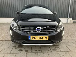 Zwart Gebruikt 2016 Volvo XC60 R-Design SUV | € 16.950 (Iets duurder)