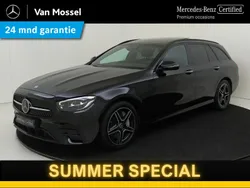 Zwart, metallic lak Gebruikt 2023 Mercedes E300 AMG line Stationwagen | € 49.945 (Eerlijke prijs)