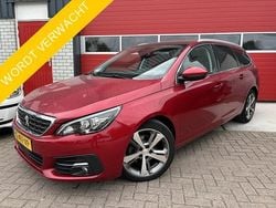 Rood Gebruikt 2020 Peugeot 308 Premium Stationwagen | € 11.888 (Eerlijke prijs)