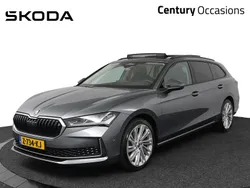 Grijs Gebruikt 2024 Skoda Superb First Edition Stationwagen | € 37.400