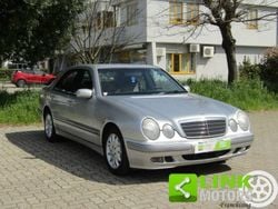 Grijs Gebruikt 2000 Mercedes E270 Sedan | € 6.500