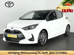 Wit Gebruikt 2023 Toyota Yaris Hybrid Hatchback | € 22.800 (Eerlijke prijs)