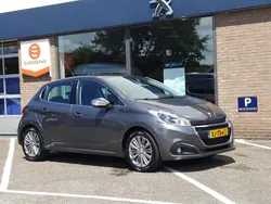 Hatchback Gebruikt 2018 Peugeot 208 Allure Hatchback | € 12.500 (Eerlijke prijs)