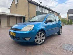 Blauw Gebruikt 2004 Ford Fiesta Futura Hatchback | € 750 (Eerlijke prijs)