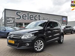 Zwart, metallic lak Gebruikt 2016 VW Tiguan Comfortline SUV | € 19.690 (Eerlijke prijs)