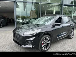 Zwart Gebruikt 2022 Ford Kuga ST-Line X SUV | € 31.295 (Iets duurder)