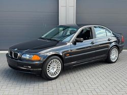 Gebruikt 2002 BMW 325 | € 4.950 (Eerlijke prijs)