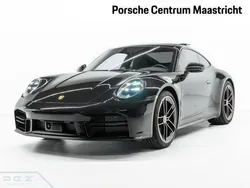 Diepzwart metallic Nieuw 2024 Porsche 911 Carrera Coupé | € 233.466 (Iets duurder)