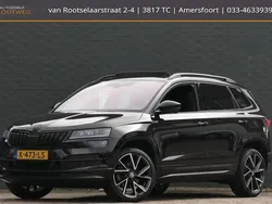 Zwart Gebruikt 2021 Skoda Karoq SportLine SUV | € 28.950 (Eerlijke prijs)