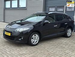 Zwart Gebruikt 2011 Renault Mégane GrandTour Stationwagen | € 1.749 (Goede deal)