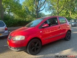 Rood Gebruikt 2006 VW Fox Trendline Hatchback | € 1.250 (Eerlijke prijs)