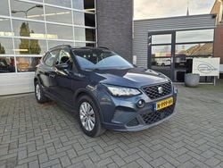 Grijs Gebruikt 2022 Seat Arona CONNECT SUV | € 16.500 (Eerlijke prijs)
