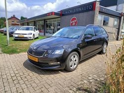 Zwart Gebruikt 2019 Skoda Octavia Soleil Stationwagen | € 15.950 (Eerlijke prijs)