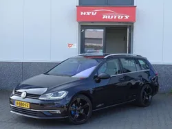 Zwart Gebruikt 2020 VW Golf VII Highline Stationwagen | € 9.999 (Goede deal)