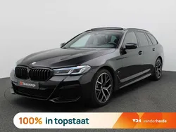 Zwart Gebruikt 2022 BMW 520 M Sport Stationwagen | € 44.750 (Duur)