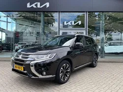 Zwart Gebruikt 2015 Mitsubishi Outlander P-HEV Instyle SUV | € 15.250 (Eerlijke prijs)