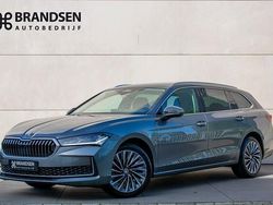Grijs Gebruikt 2024 Skoda Superb Business Line Stationwagen | € 41.900