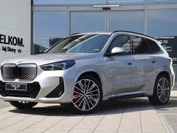 Zilver Nieuw 2025 BMW iX1 Comfort Edition SUV | € 62.513 (Eerlijke prijs)