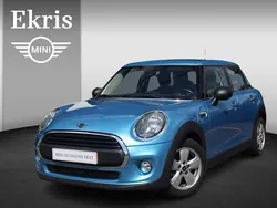 Blauw Gebruikt 2018 Mini ONE Hatchback | € 16.900 (Goede deal)