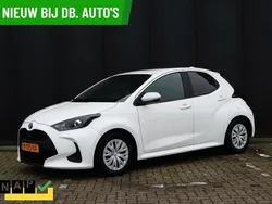 Wit Gebruikt 2022 Toyota Yaris Comfort Hatchback | € 18.250