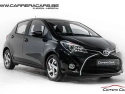 Zwart Gebruikt 2015 Toyota Yaris Lounge Sedan | € 12.990 (Goede deal)