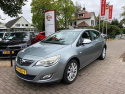 Grijs Gebruikt 2010 Opel Astra Edition Hatchback | € 5.450 (Duur)