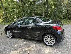 Zwart Gebruikt 2011 Peugeot 207 CC Roland Garros Cabriolet | € 4.950 (Eerlijke prijs)