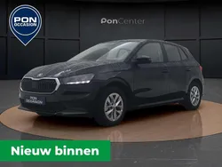 Zwart Gebruikt 2023 Skoda Fabia Ambition Hatchback | € 16.450 (Eerlijke prijs)