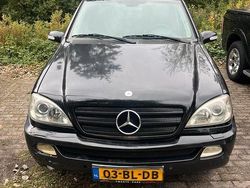 Gebruikt 2004 Mercedes ML400 SUV | € 2.995 (Eerlijke prijs)
