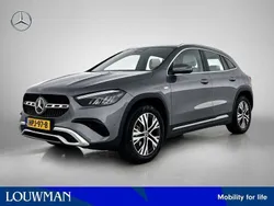Berggrijs metaalkleur metallic Nieuw 2025 Mercedes GLA250 Business SUV | € 59.460